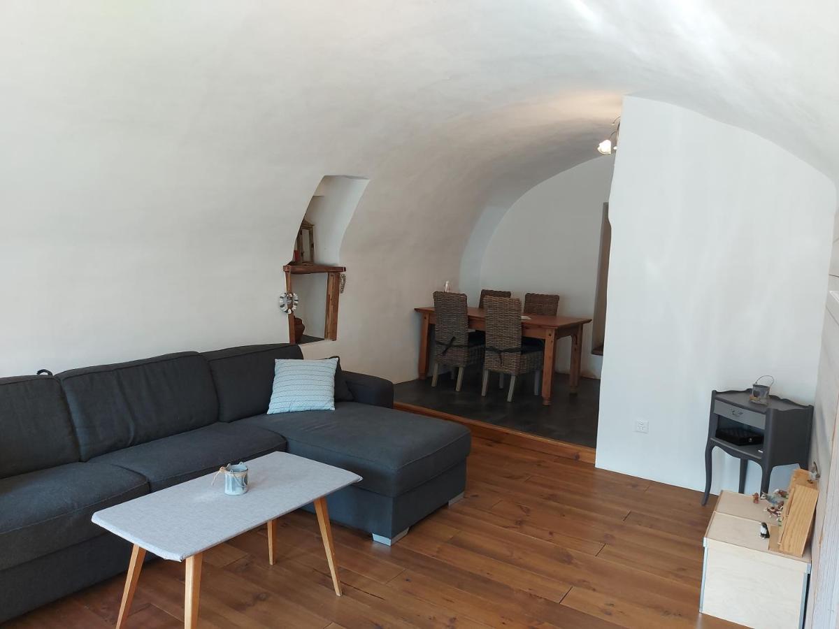 Appartement Voute En Gruyere Dans L'Intyamon Enney Zewnętrze zdjęcie