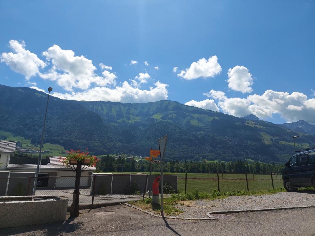 Appartement Voute En Gruyere Dans L'Intyamon Enney Zewnętrze zdjęcie